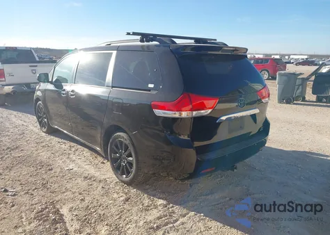 2012 Toyota Sienna Xle 7 Passenger z USA, uszkodzony, nr VIN 5TDDK3DC7CS040563